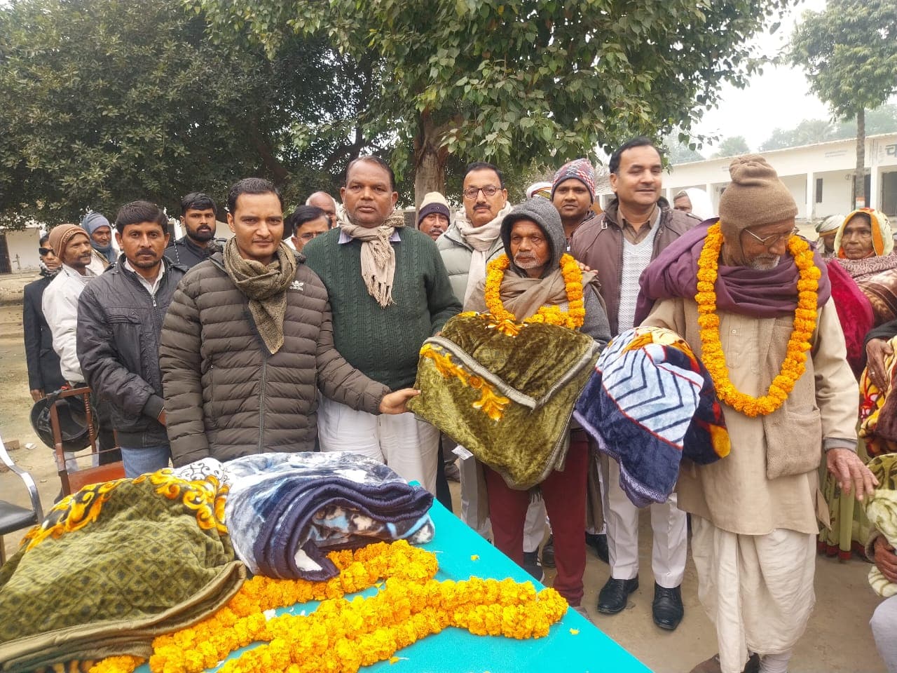 कड़ाके की ठंड में ‘सेवा ही शिव है’ का संदेश, चंद्रा देवी