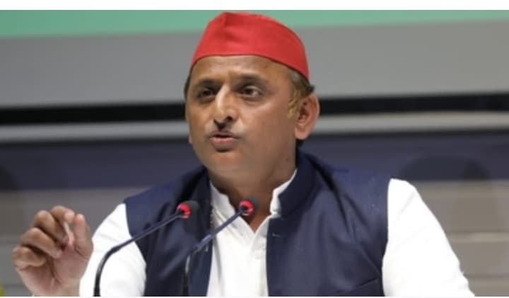 लखनऊ अखिलेश ने की घोषणा: प्रदेश में सपा की सरकार बनने पर