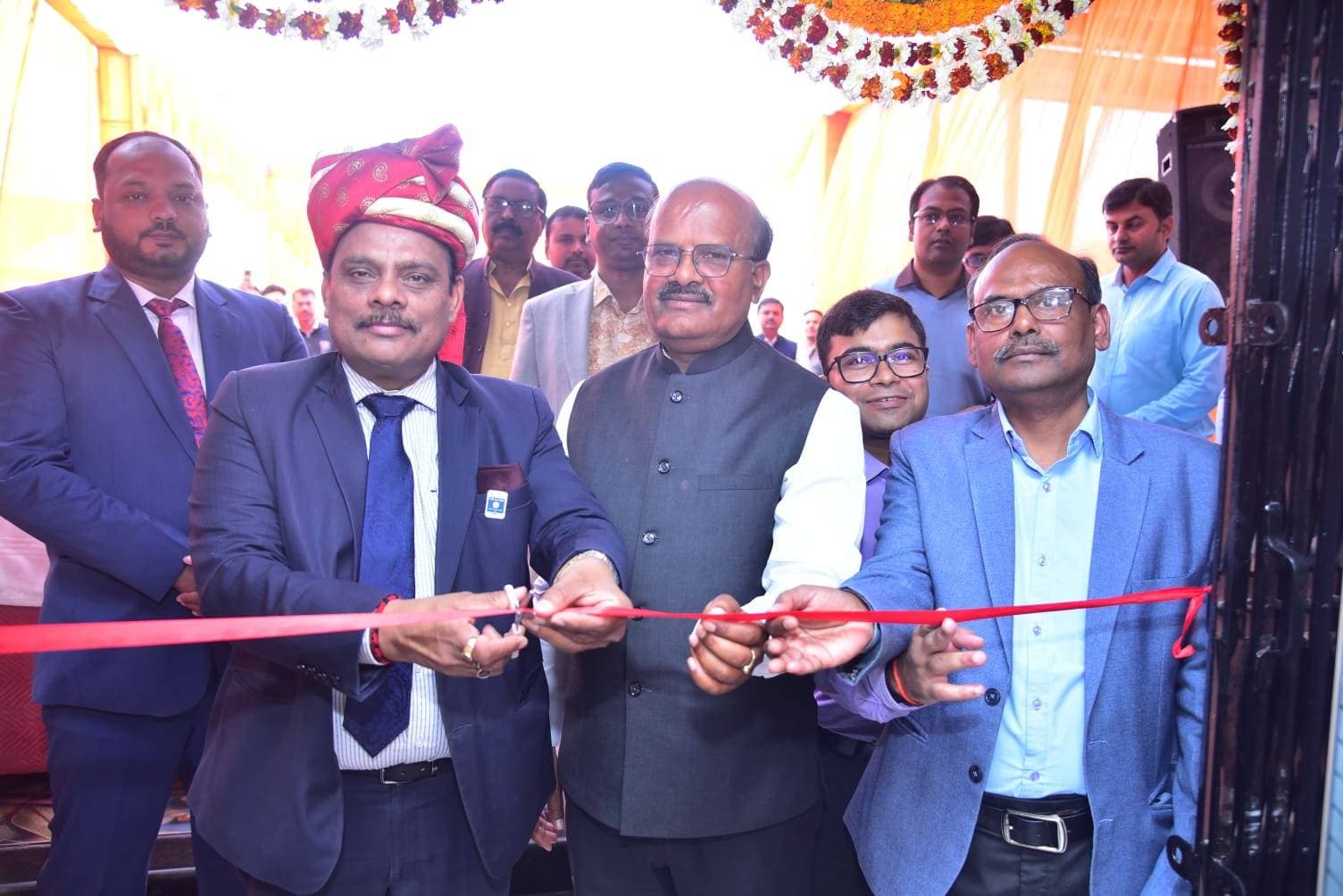 बैंक ऑफ बड़ौदा ने सैदपुर में नयी शाखा का किया उद्घाटन सुल्तानपुर-बैंक