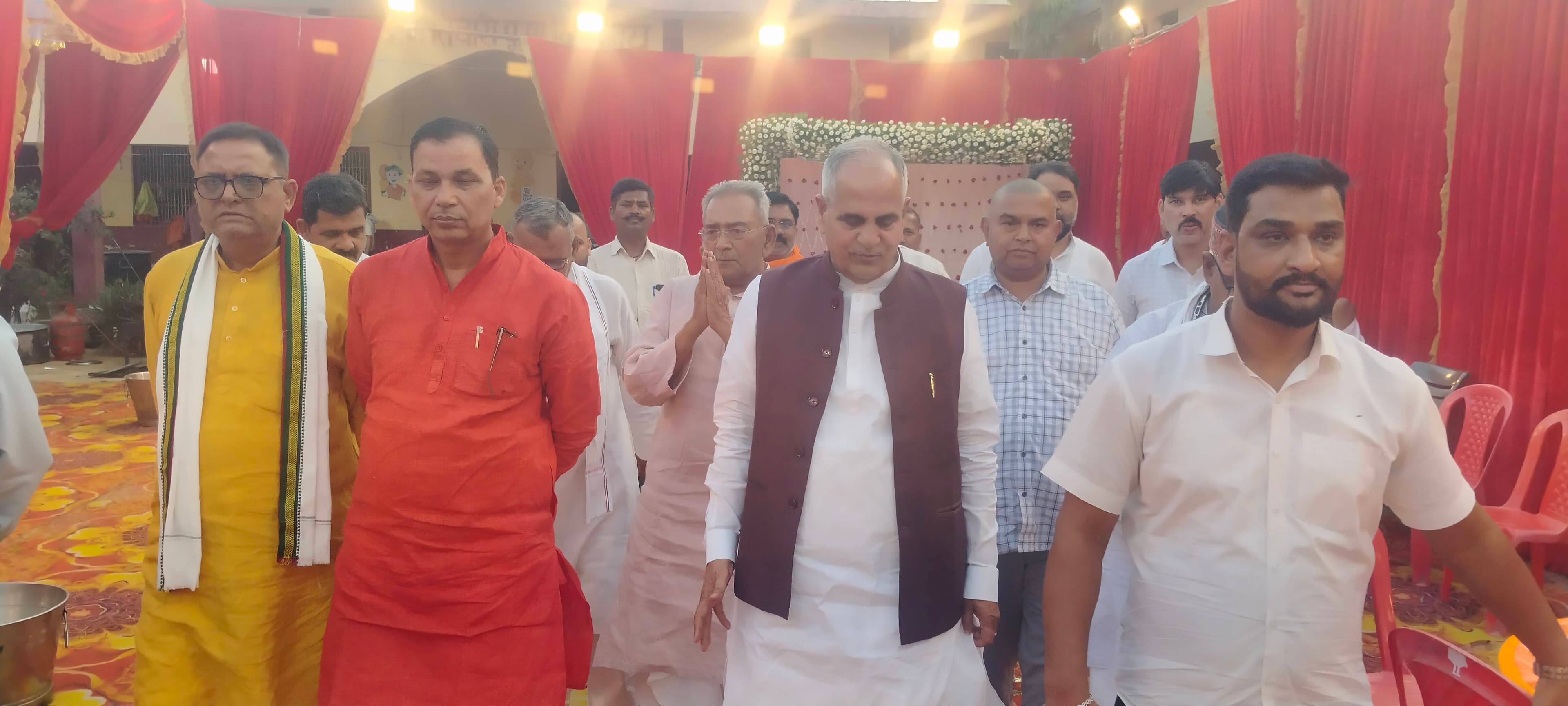 जखनिया के प्रतिष्ठित दवा व्यापारी पं. हरिशंकर तिवारी को भावभीनी श्रद्धांजलि, श्रद्धांजलि