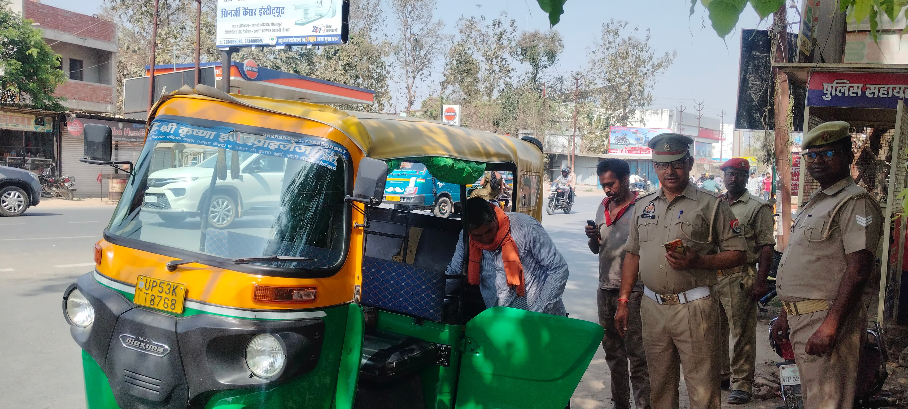 देवरिया में यातायात पुलिस का सख्त अभियान 128 वाहनों का चालान, 14