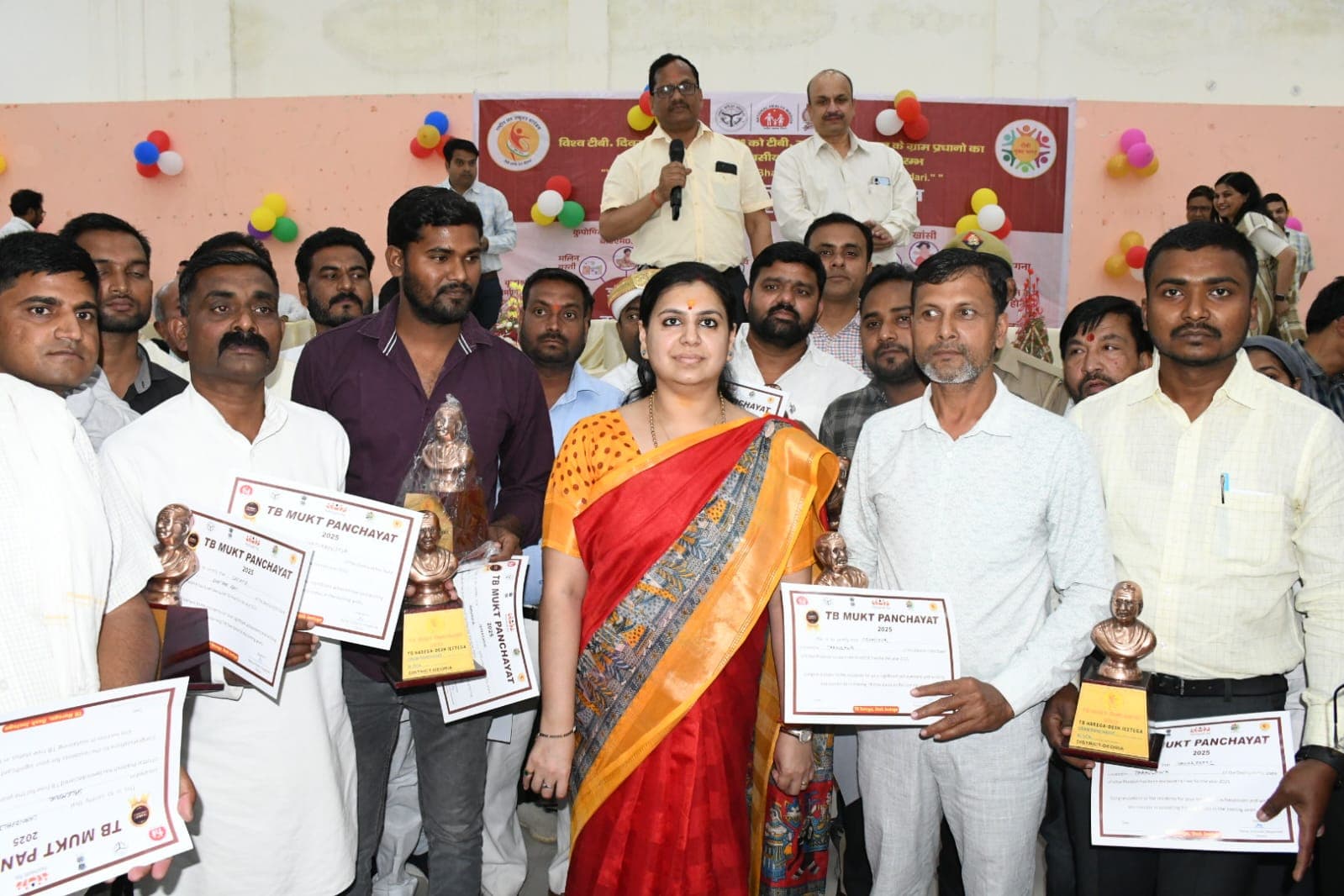 टीबी के प्रति जागरूकता आवश्यक: जिलाधिकारी 192 ग्राम पंचायतें घोषित टीबी मुक्त,