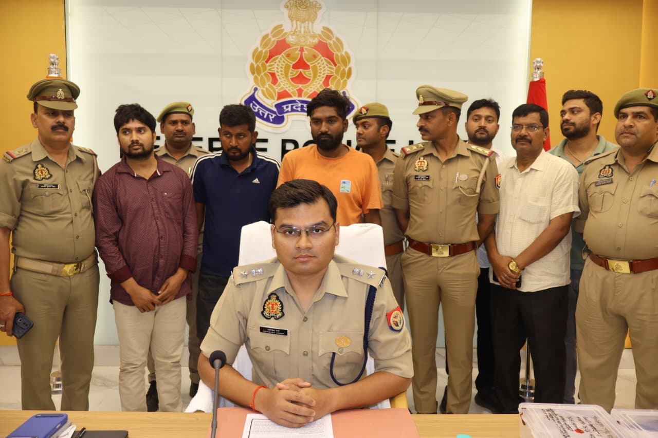 अनपरा व थाना शक्तिनगर की संयुक्त टीम द्वारा एसओजी के सहयोग से लूट की घटना का सफल अनावरण