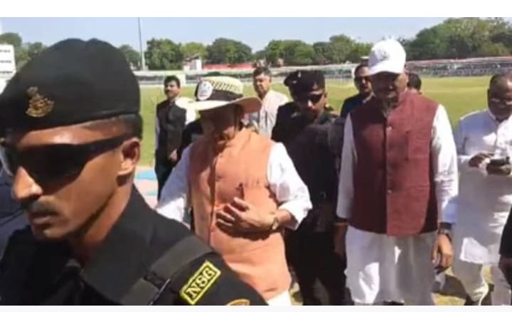 लखनऊ सांसद खेल महाकुंभ का शुभारंभ: राजनाथ सिंह बोले- विकास का पैमाना