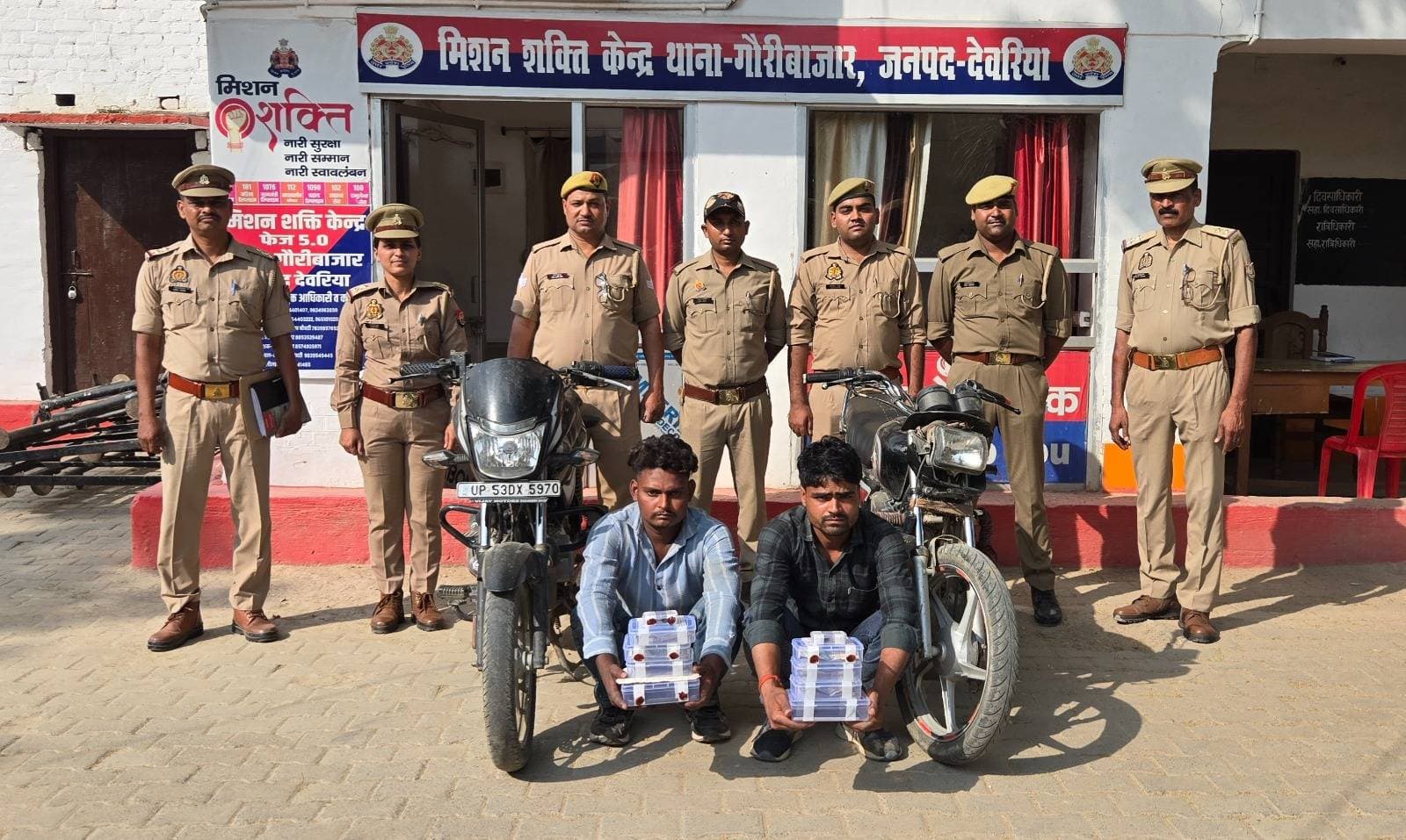 देवरिया पुलिस की बड़ी कार्रवाई: बाइक चोरी की 4 घटनाओं का खुलासा,