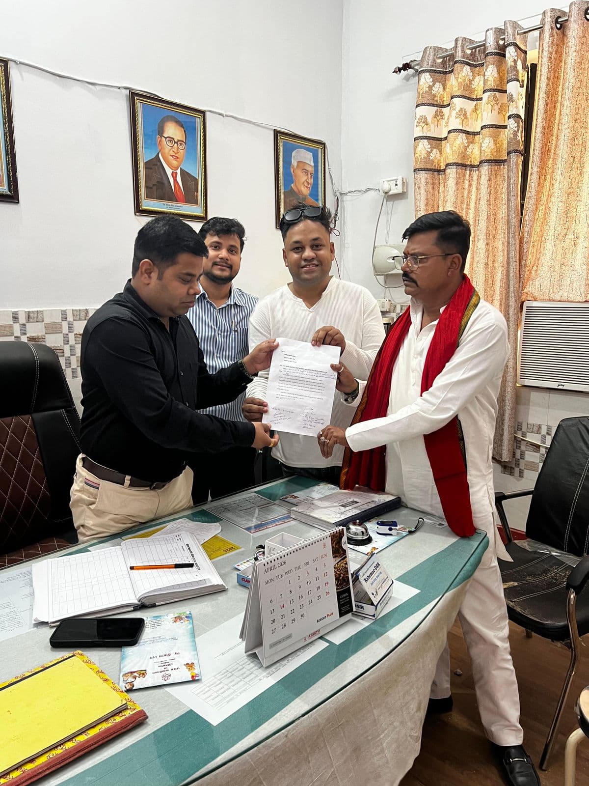 बड़हलगंज में मच्छरों का प्रकोप बढ़ा,सपा व्यापार सभा ने फॉगिंग, सफाई की मांग की