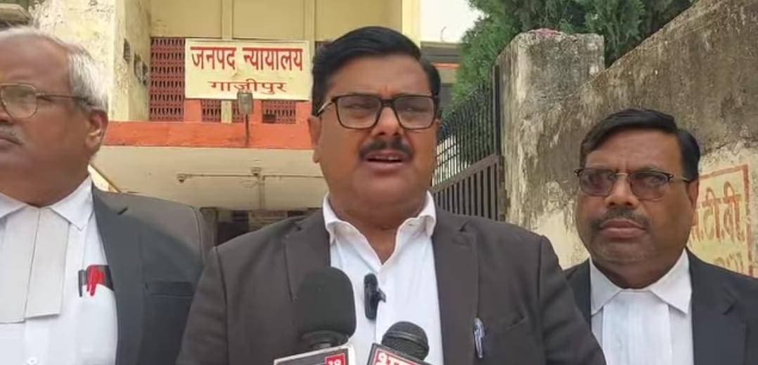 गाजीपुर कोडीन कफ सिरप कांड का मुख्य आरोपी शुभम सिंह ने कोर्ट