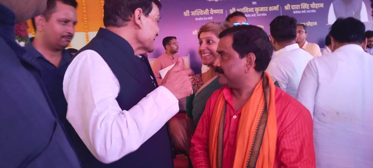 दोहरीघाट-बड़हलगंज को जोड़ने के लिए एक नए पीपा पुल की मांग