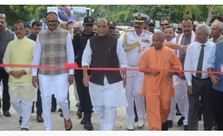 नौसेना शौर्य वाटिका' का लोकार्पण, राजनाथ सिंह ने सीएम योगी की तारीफ