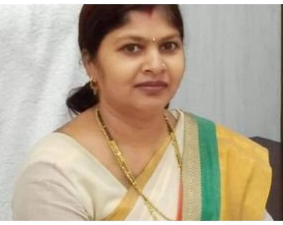 जखनियां रेलवे स्टेशन के विकास के लिए राज्यसभा सांसद संगीता बलवंत ने