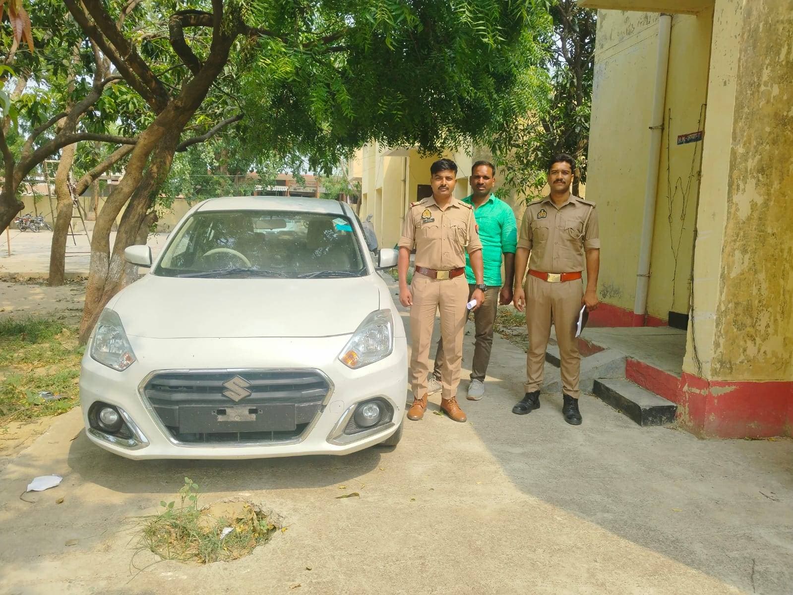 गैंगेस्टर में बांछित अभियुक्त की एक अदद मारुति सुजुकी कार कुर्क