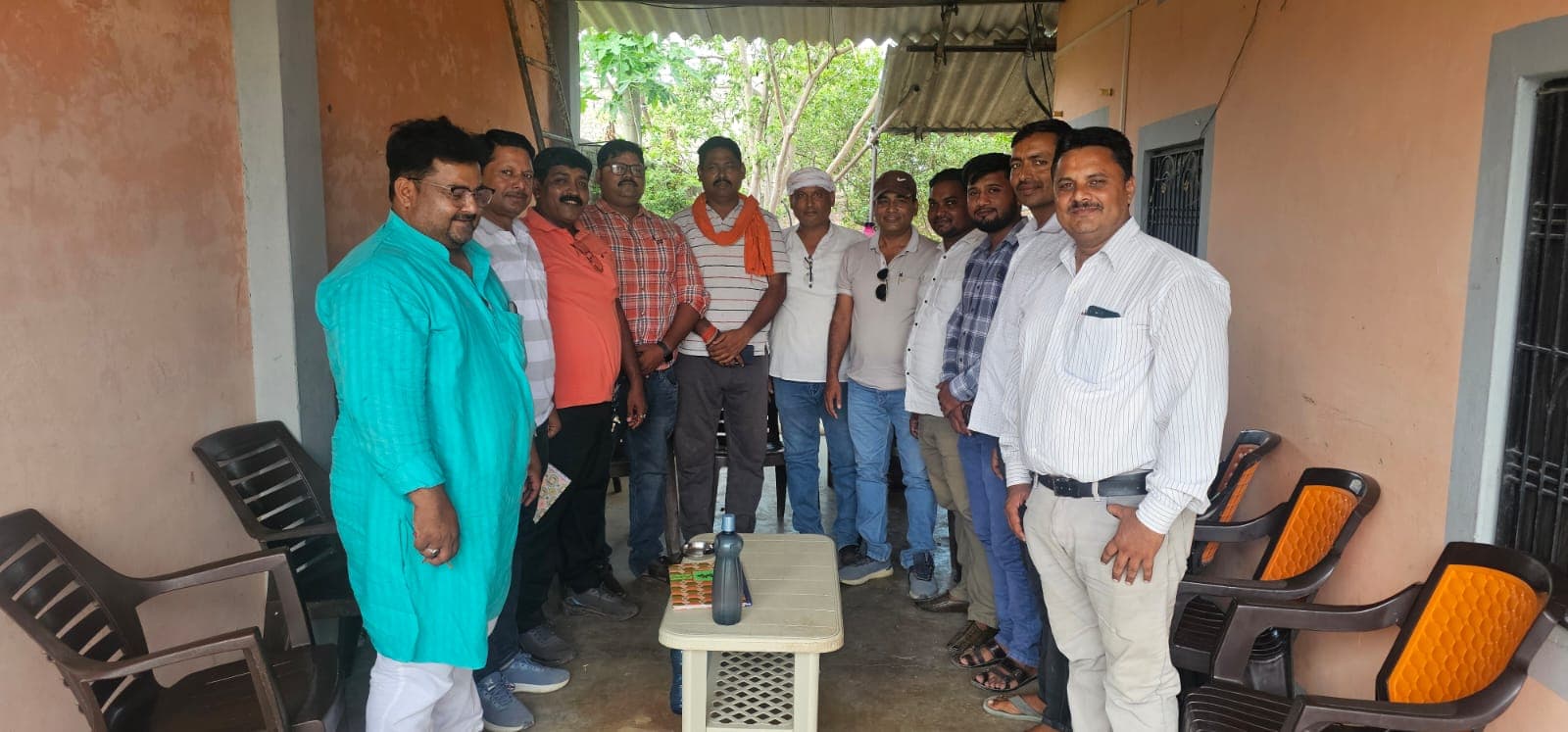 पूर्वांचल पत्रकार एकता समिति की बैठक सम्पन्न, संगठन विस्तार के साथ नई कार्यकारिणी का हुआ गठन