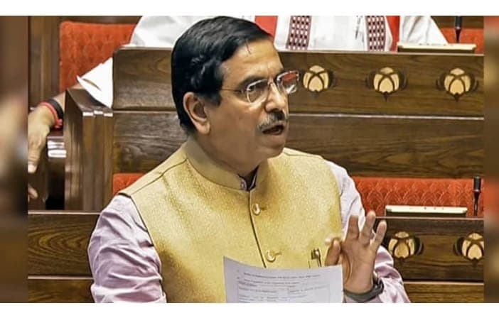 धर्मेंद्र प्रधान का शिक्षा मंत्री पद से इस्तीफा, राष्ट्रपति ने दी मंजूरी;
