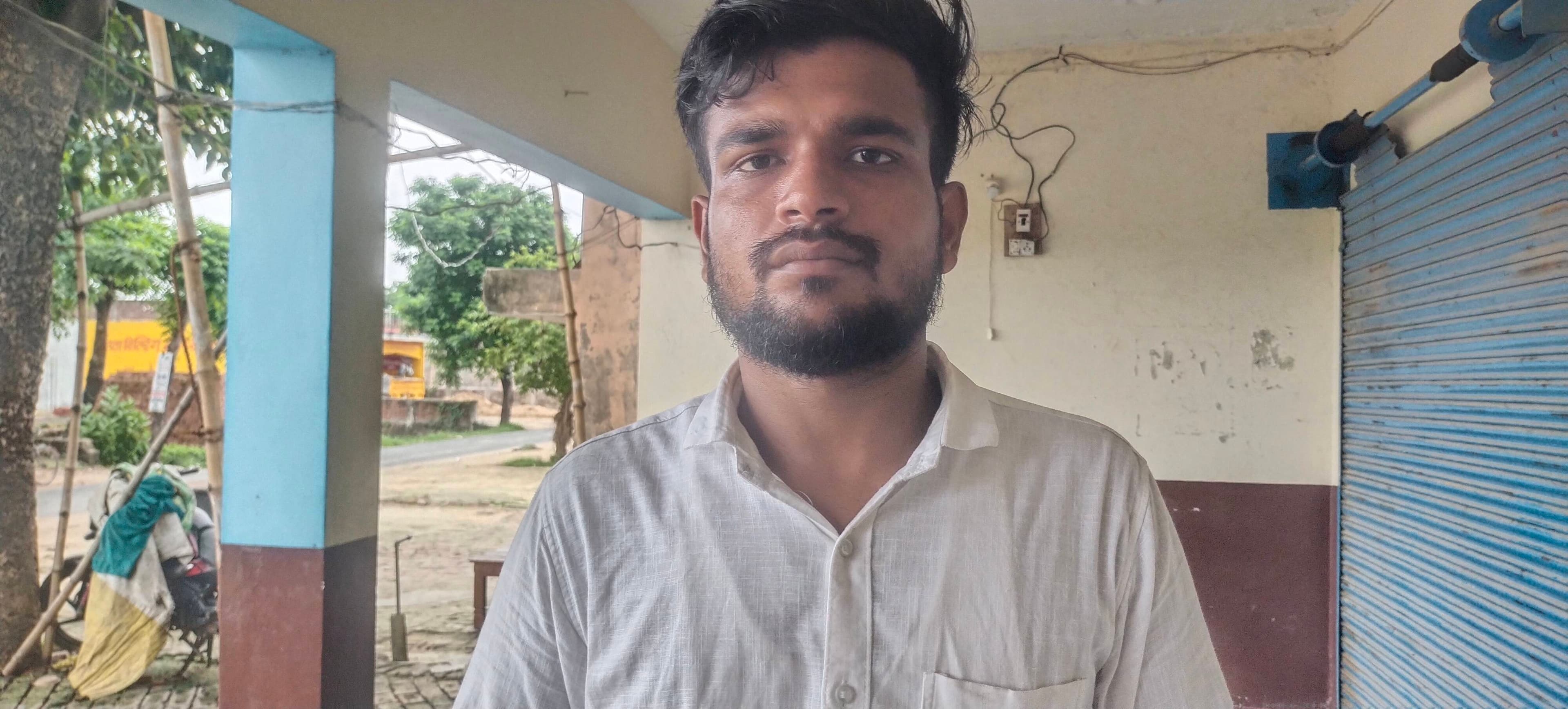 फर्जी रुप से फसाने का आरोप गगहा गोरखपुर बांसगांव संदेश। विकास खंड