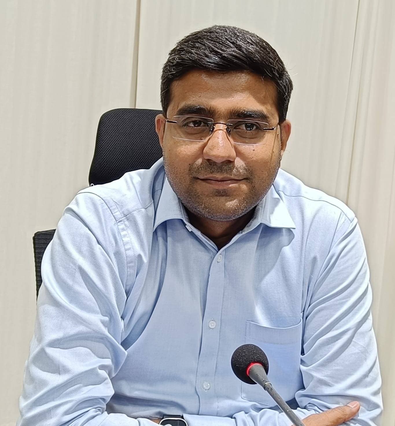 अंत्येष्टि स्थल के मेन गेट में दरार, प्रशासन ने बढ़ाई सतर्कता नगर