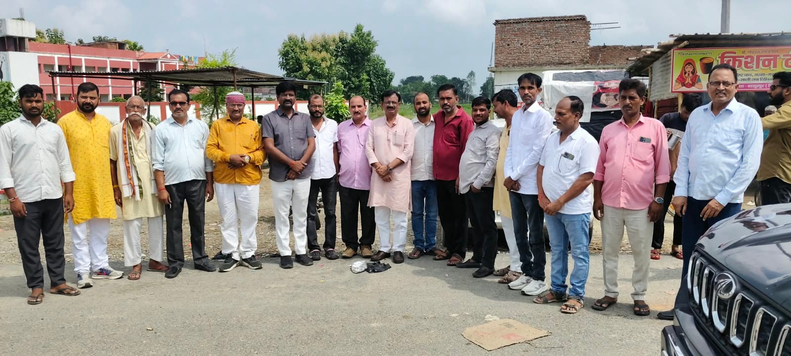 बेलघाट क्षेत्रवासियों को मिली बड़ी सौगात, अंडरपास पर शुरू हुआ बसों का