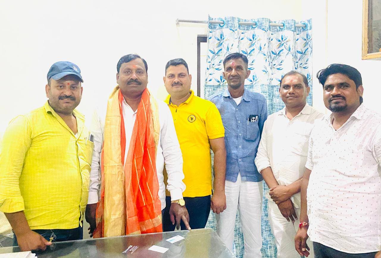 नगर निगम वाराणसी के वार्ड संख्या 13 रामनगर के लोकप्रिय पार्षद श्री लल्लन भैया जी