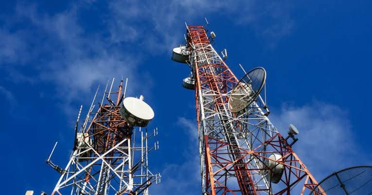 बिजली आपूर्ति बाधित होने से मोबाइल टावर ठप, ग्रामीण परेशान